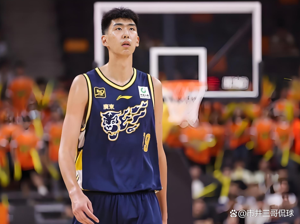 LOL电竞平台 -清晨广东宏远备战意甲；刷新队史纪录细节曝光；态度坚定；年轻球员得到机会 